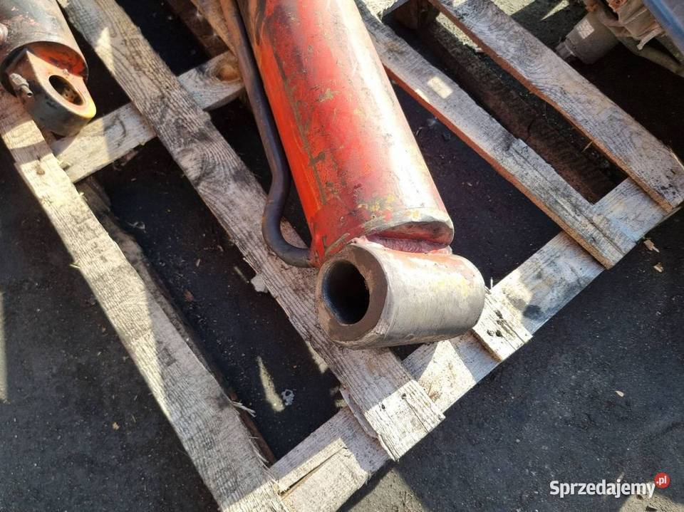 SIŁOWNIK HYDRAULICZNY MANITOU MLT 731 Lipno sprzedam
