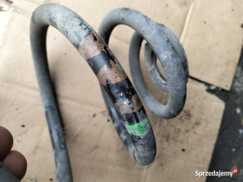 SPRĘŻYNA TYŁ AUDI A6 C5 A6C5 sedan Rok produkcji 2000 Kamień-Kolonia