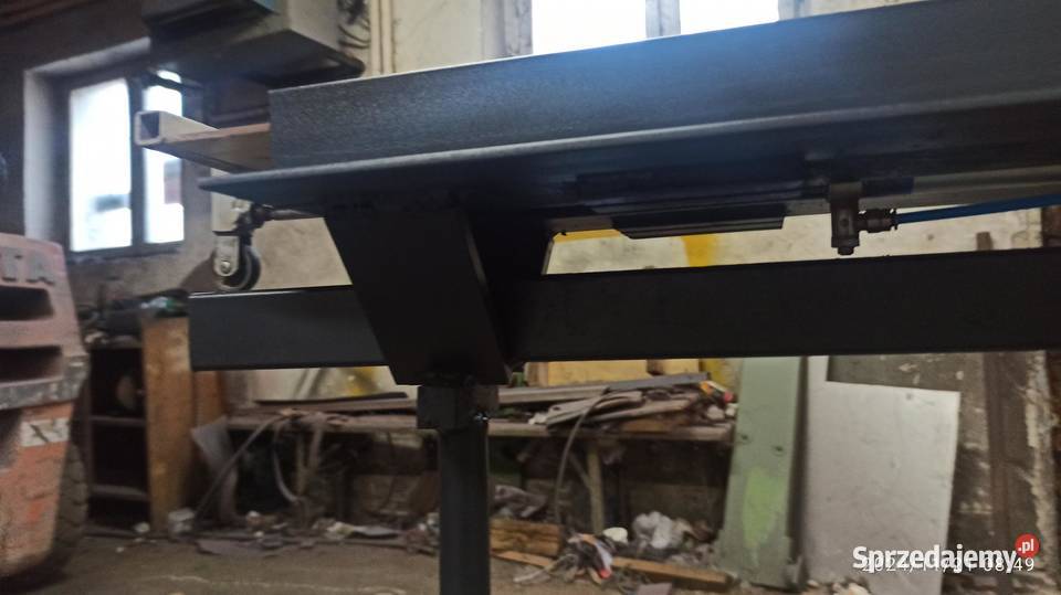 podajnik elementów do maszyny strugarki i innych Kłodawa