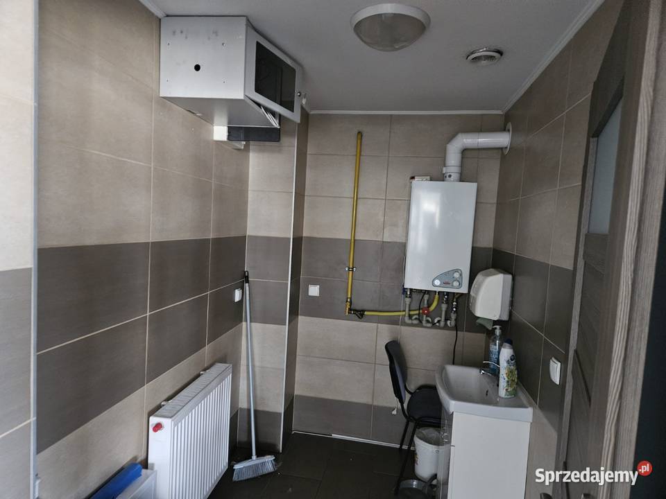 Wynajmę lokal 50 100 m2 wysoki standard centrum