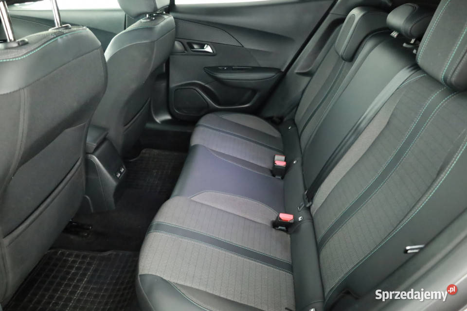 Peugeot 2008 12 PureTech 2008 Piaseczno