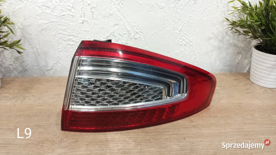Lampa Tylna Lewa w błotnik FORD Mondeo mk4 lift Radzyń Podlaski sprzedam