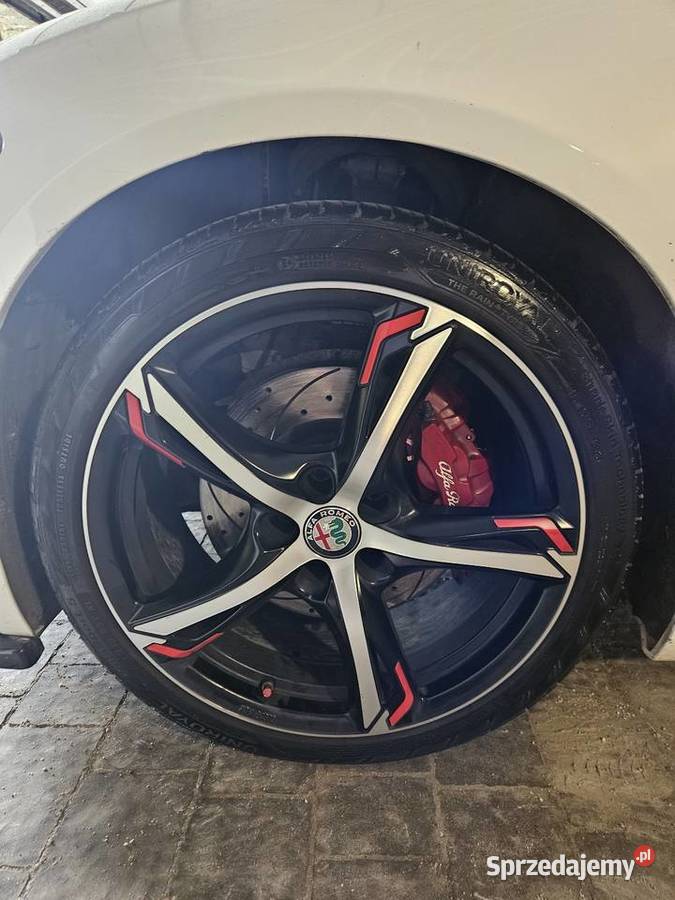 Alfa Romeo Giulia Q4 do ślubu Wesele Okazja Usługi Rabka-Zdrój