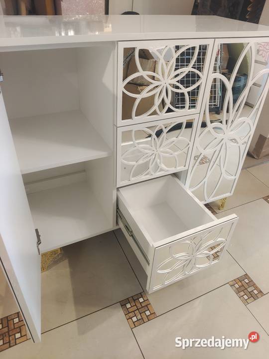 Komoda wysoki połyskzłote nogi galki Dom i Ogród sprzedam