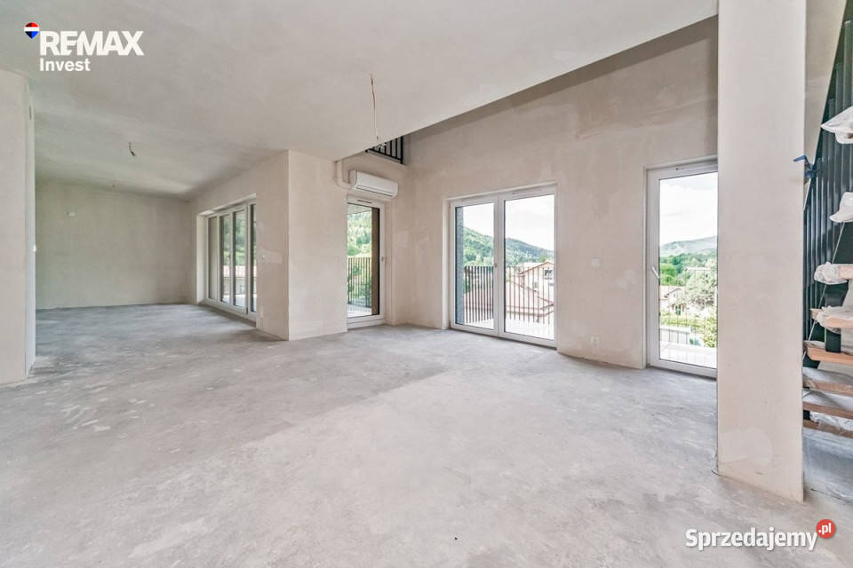 Duże mieszkanie z balkonem antresolą i loggią balkon Sprzedaż śląskie Buczkowice