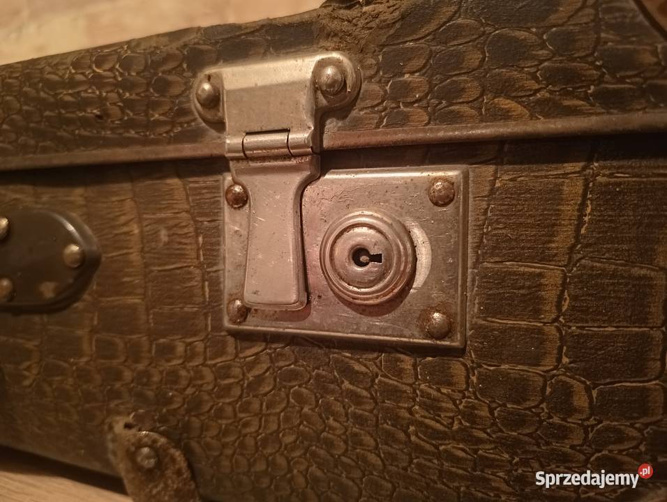 Stara walizka z czasów PRL VINTAGE oryginalny Będzin