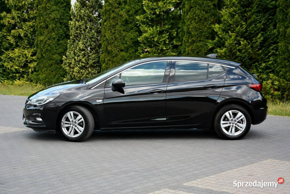 Opel Astra Ledy Front Assist Navi Kamera 2xPark światła przeciwmgielne Ostrów Mazowiecka
