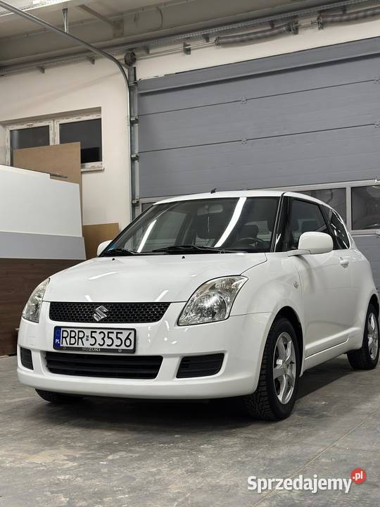 SUZUKI SWIFT 13 Benzyna 2009 sprowadzone z Swift Haczów