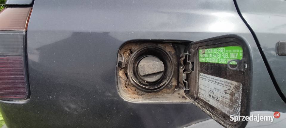 Volkswagen Golf 3 uszkodzony benzyna+LPG Rumia
