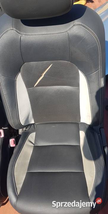 FOTEL Fotele Skóra TOYOTA Avensis T29 komplet Fotele i kanapy Radom sprzedam