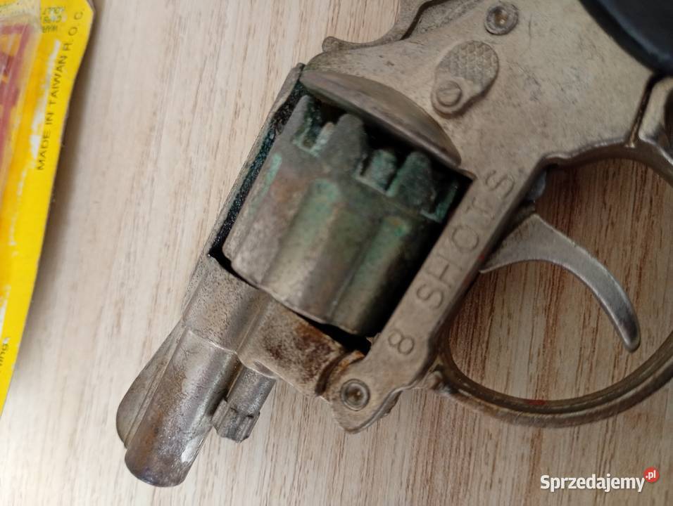 pistolet zabawka