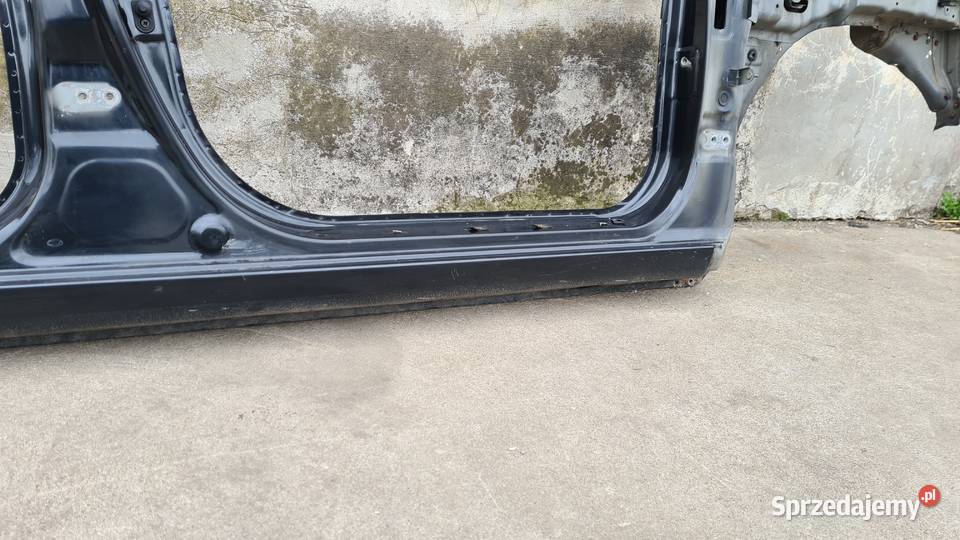 Hyundai I30 cw 1 prawy próg słupek podłużnica