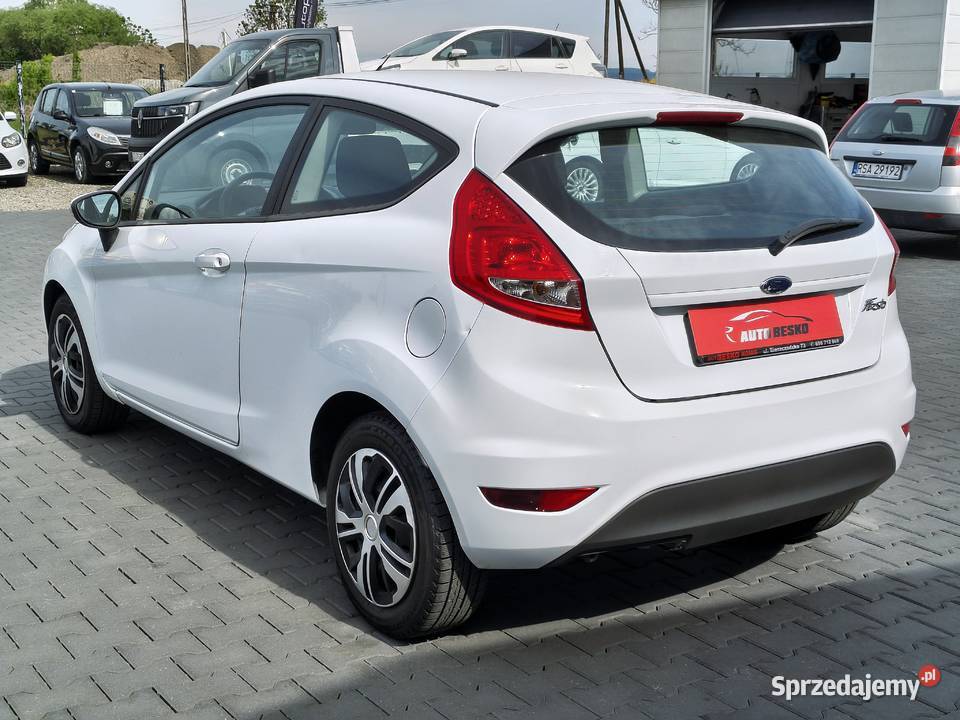 Ford Fiesta Benzyna Zarejestrowany w Polsce klimatyzacja Fiesta Samochody osobowe Zarszyn