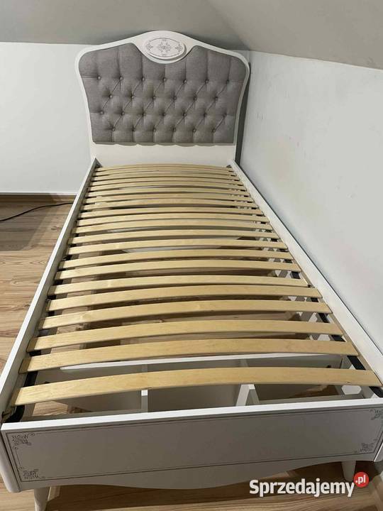 Meble młodzieżowe łóżko szafa komoda Agata Lubliniec