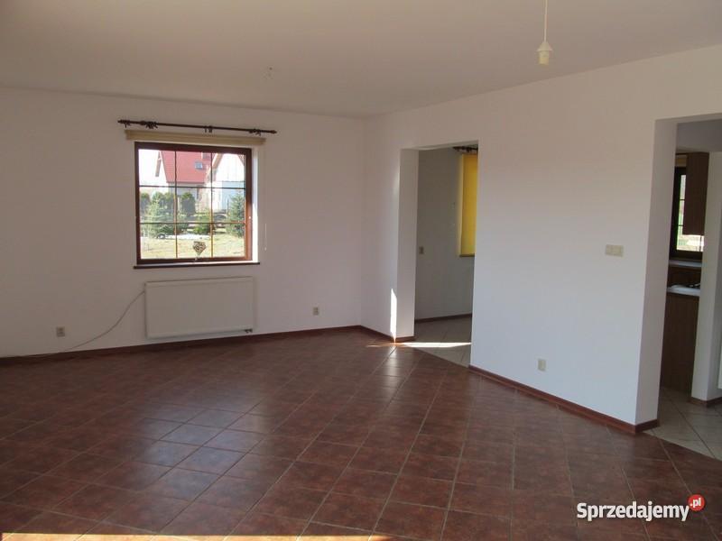 dom w miejscowości Rozgity koło Olsztyna Rozgity