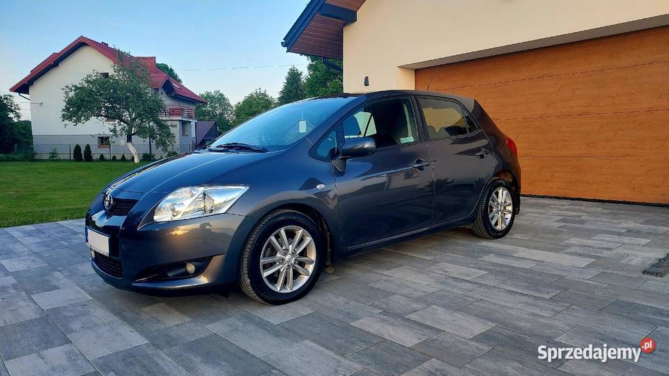 2009 Toyota Auris 16 VVTi salon Polska 1 Rok produkcji 2009 Niedomice