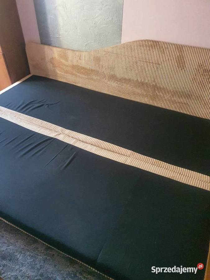 Kanapa sofa z funkcją spania i metalowym Sofy i kanapy łódzkie Kutno