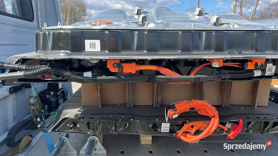 Bateria Tesla 3 Y 80 kwh nmc bank energii Medynia Łańcucka