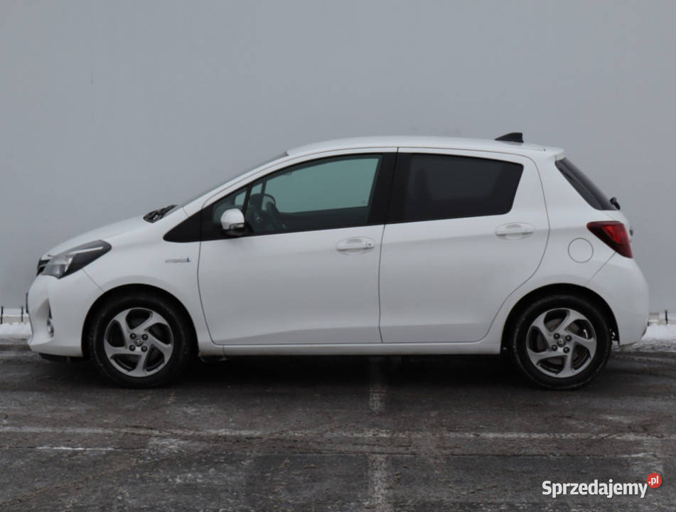 Toyota Yaris 15 Hybrid Lublin