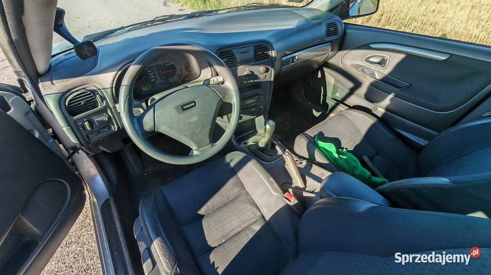 VOLVO V40 19D blacharce 115KM Gorzkowice