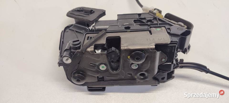 VW TIGUAN II ZAMEK DRZWI LEWY TYŁ 5NA839015B osobowe dolnośląskie