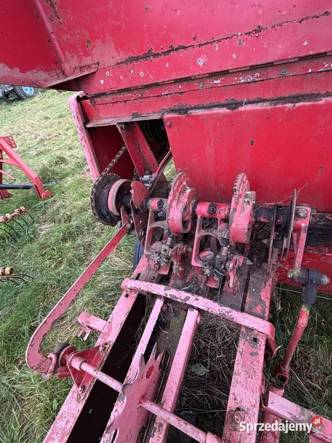 Prasa kostkująca holland wóz asenizacyjny New Holland sprzedam
