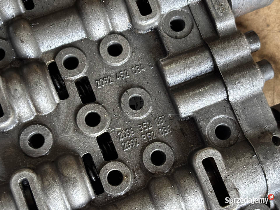 Płyta zaworowa mechatroniki ZF Skrzyni Biegów wielkopolskie Jastrzębniki sprzedam