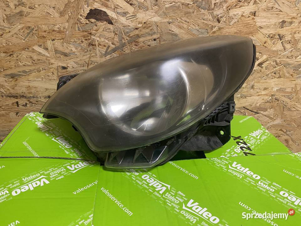 reflektory lampy przód Renault Twingo II 2 Lift