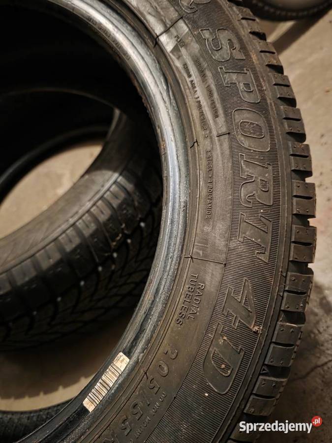 Opony zimowe Dunlop winter Sport rozmiar 205 55 Złotoryja