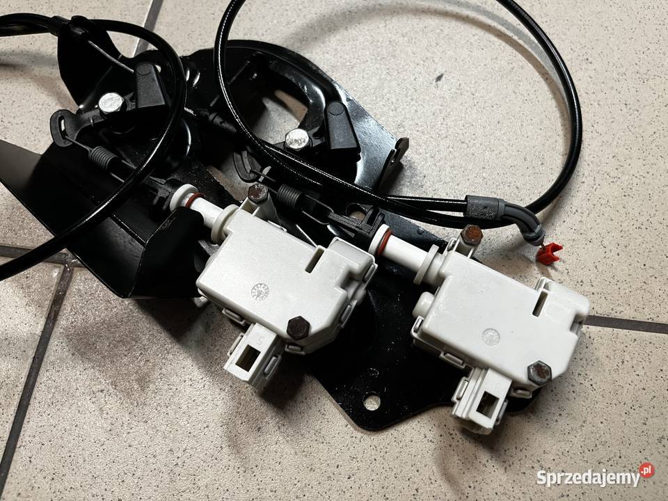 Siłowniki zamka siedzenia Piaggio XEVO 125 Brzeszcze
