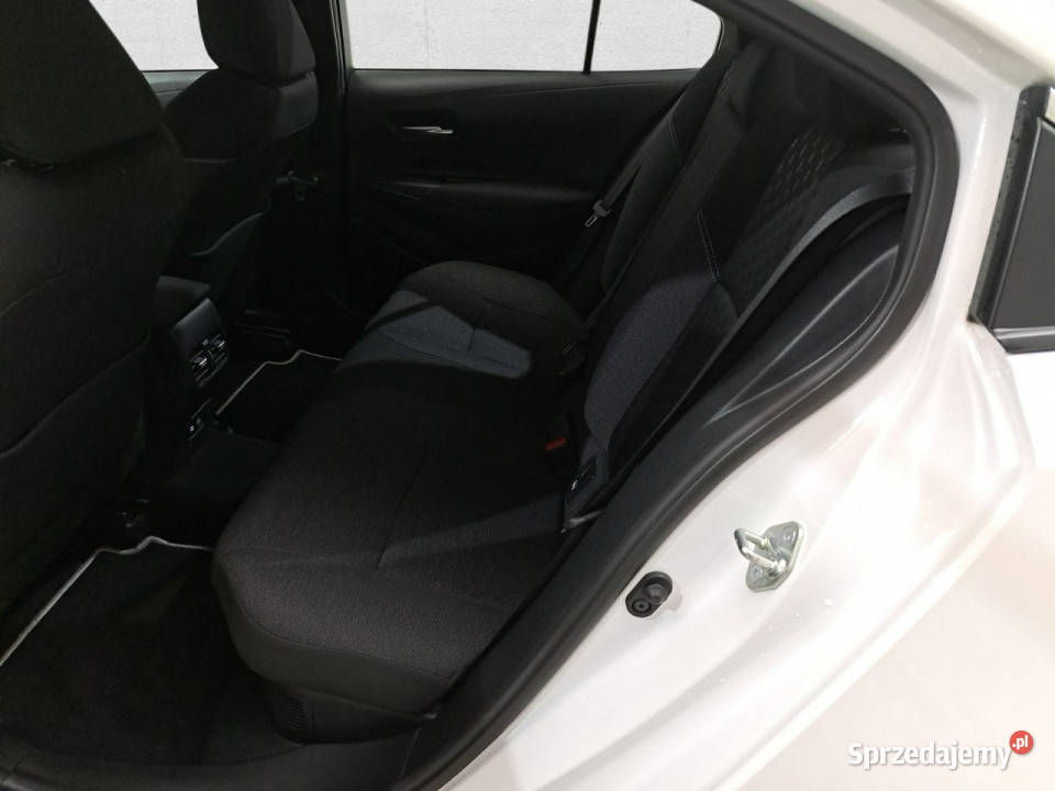 Toyota Corolla Seria E16 2012 nieuszkodzony dolnośląskie