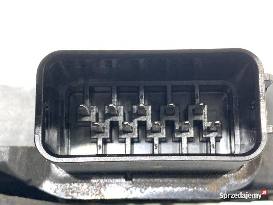 ZAMEK DRZWI PRAWY TYŁ VOLVO V50 Kombi 30699112 osobowe