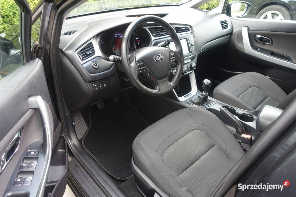 Kia Ceed 16D Navi Alu Klimatyzacja Światła nawigacja Częstochowa sprzedam
