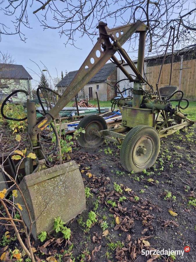 Ładowacz czeski nujn uszkodzony Bielawy