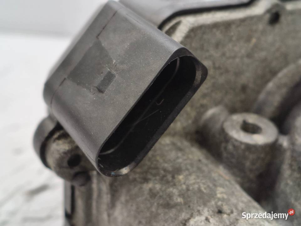 PRZEPUSTNICA Audi A6 C6 27 30 TDI 059145950H Chełm
