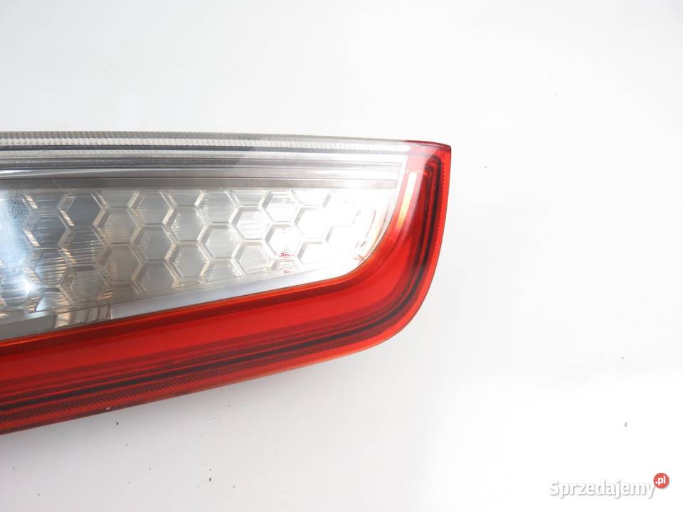 LAMPA PRAWA TYLNA FOCUS MK2 KOMBI LIFT