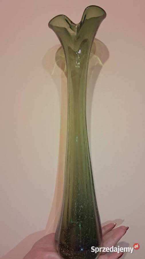 Zielony Wysoki Polski Wazon PRL Vintage Szkło Świecie