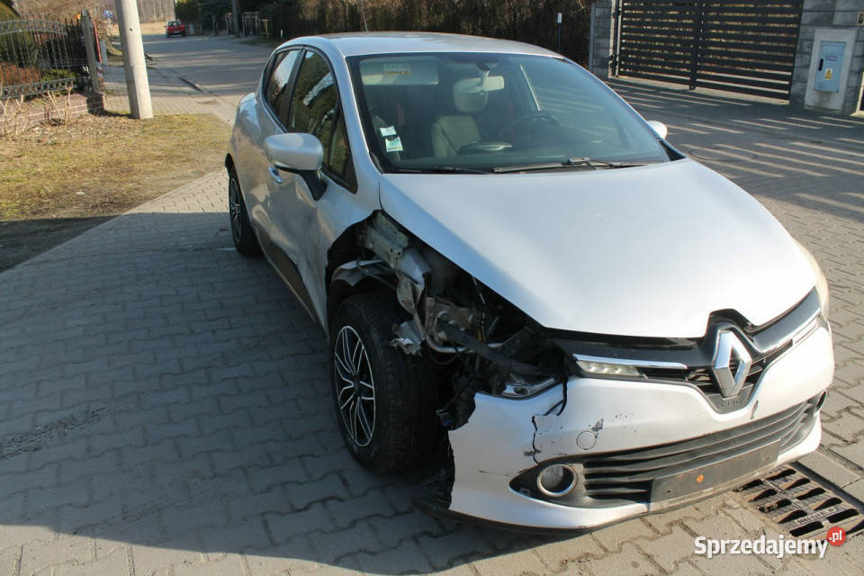 Renault Clio IV 2012 centralny zamek wielkopolskie Ostrów Wielkopolski