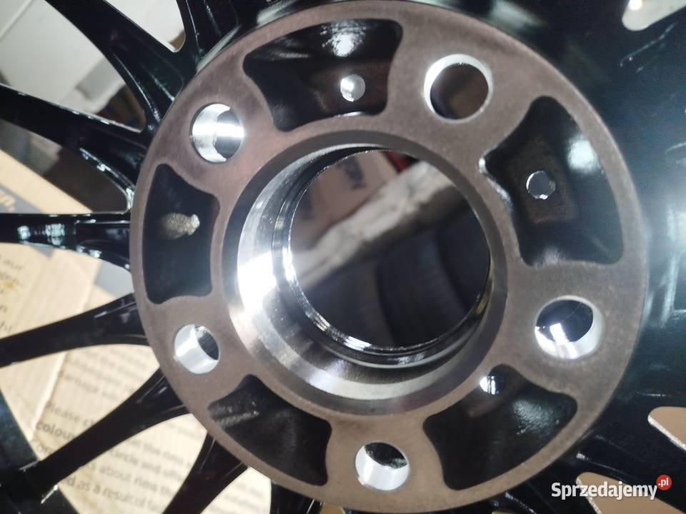 S379 Alufelgi Nowe 18 5x112 8j Et45 Vw Skoda