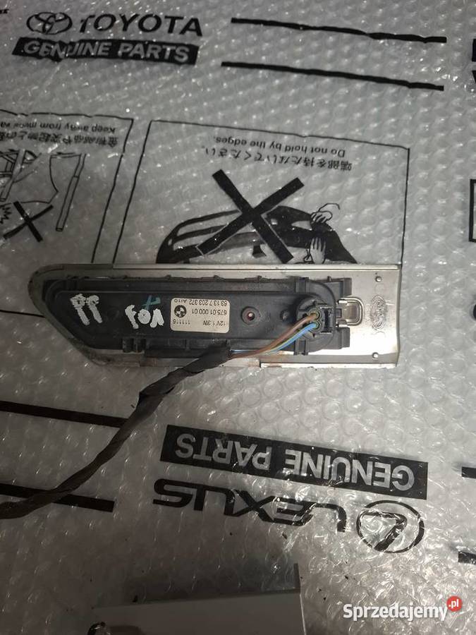 BMW F01 KIERUNKOWSKAZ PRAWY sprzedam