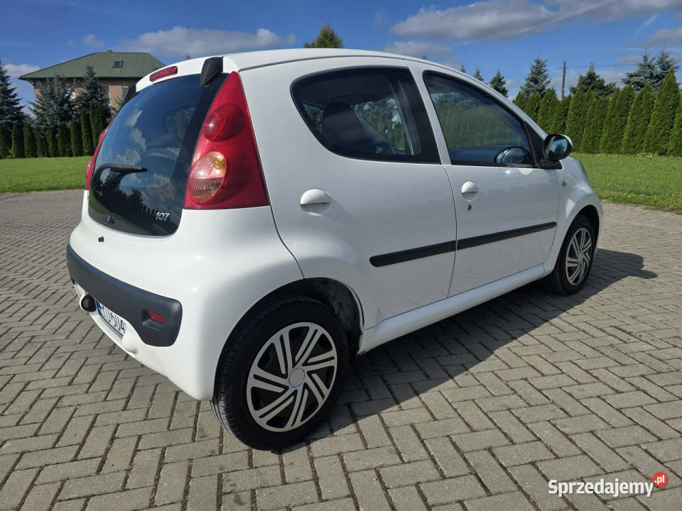 Peugeot 107 10benz nieuszkodzony Motoryzacja