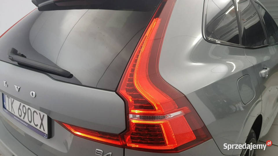 Volvo XC 60 B4 B AWD Plus Dark Z Polskiego Warszawa