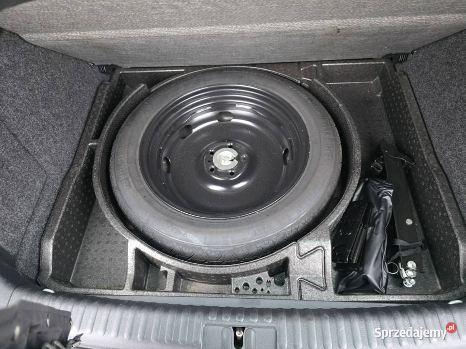 Volkswagen Tiguan LIFT ZAREJESTROWANY świeży podgrzewane fotele Czarnków