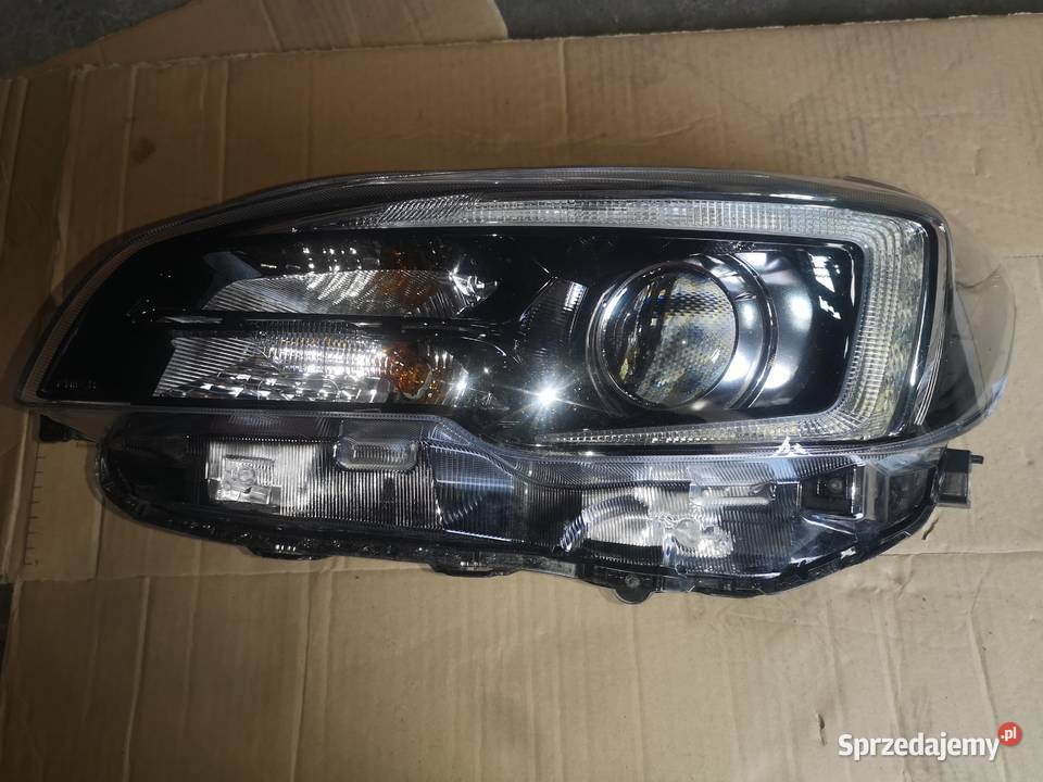 SUBARU FORESTER 4 LIFT 201618 FULL LED LAMPA małopolskie Skawina sprzedam