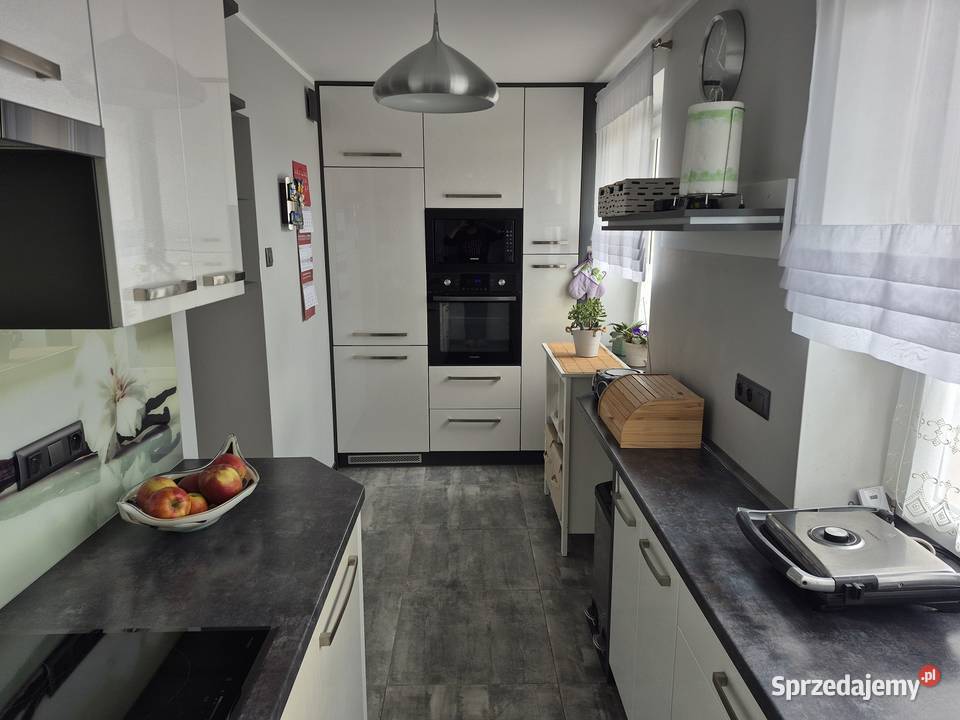 Na sprzedaż jasne i przestronne 3pokojowe Września sprzedam