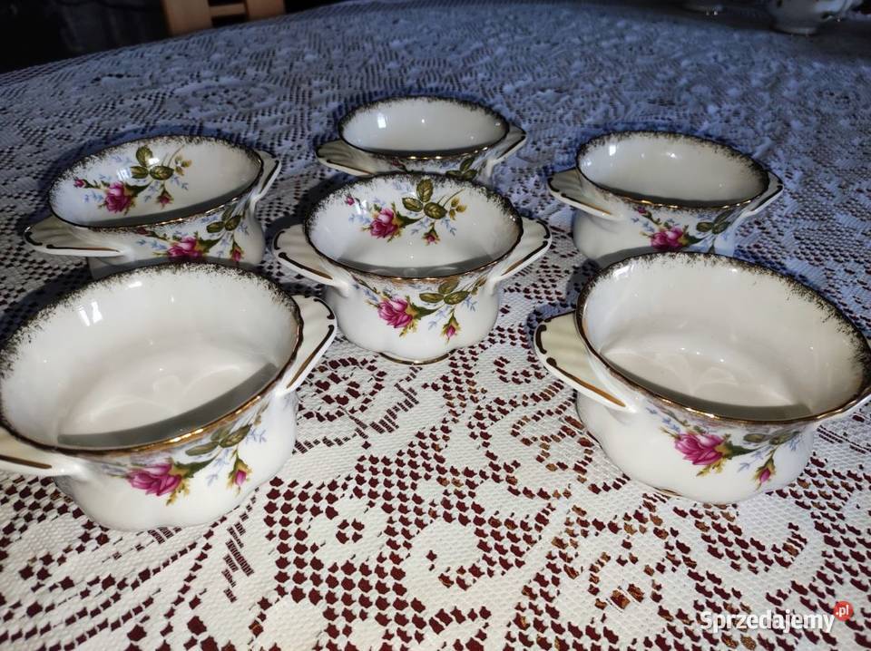 bulionówka porcelanowa Chodzieź Iwona złota róża świętokrzyskie Kielce