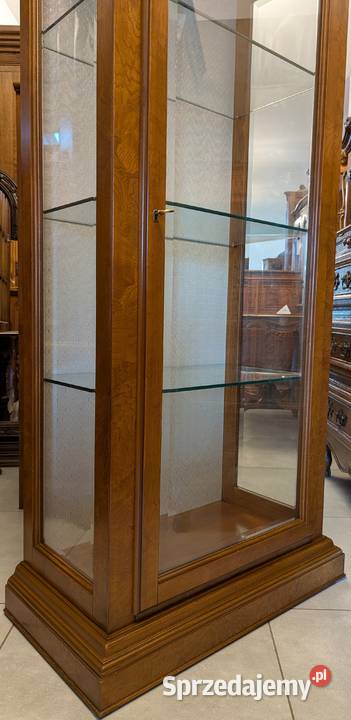 Włoska witrynaserwantka orzechsklep Dąbrowa Dąbrowa Górnicza