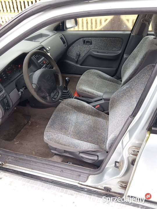 Nissan Almera 14 Klima 5 drzwi Export Burzenin