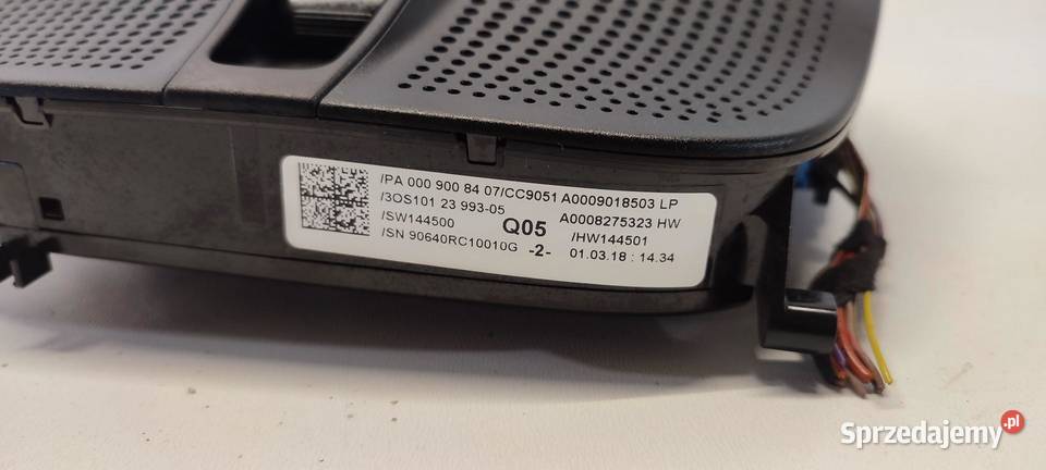 MERCEDES GLC W253 X253 LAMPKA PODSUFITKI Oświetlenie kabiny