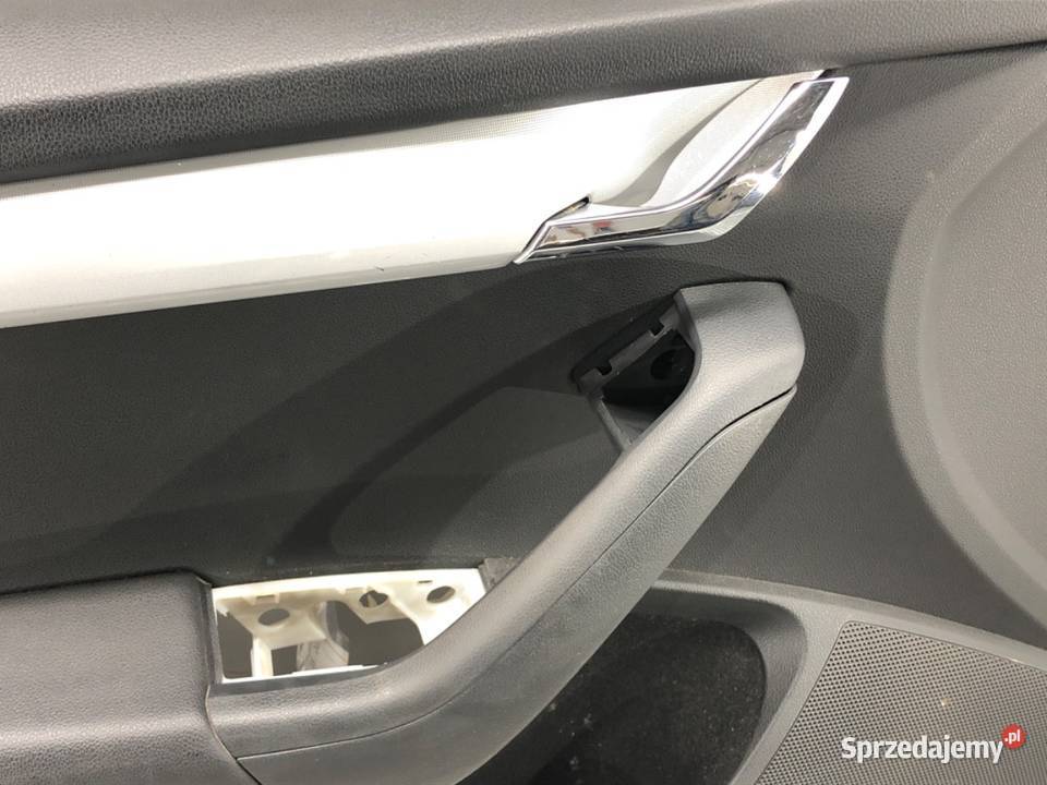 BOCZEK DRZWI LEWY PRZÓD SKODA OCTAVIA III Kombi
